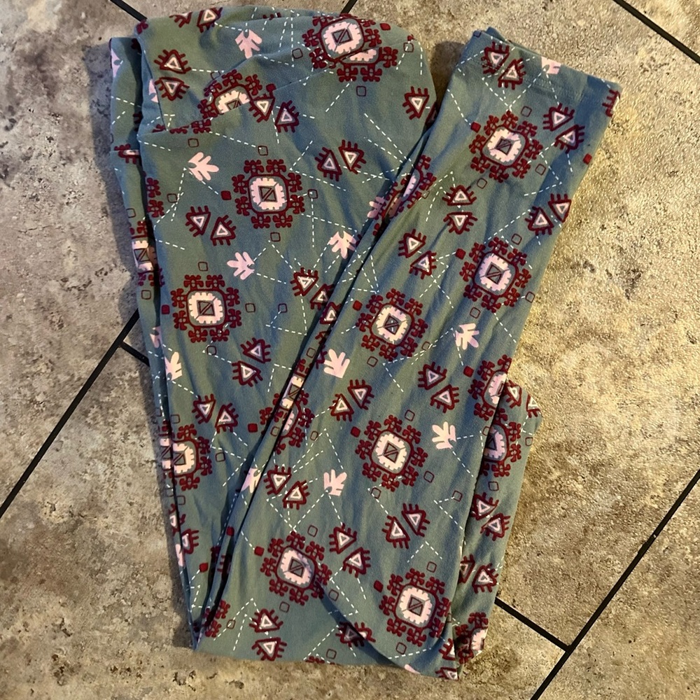 Lularoe Leggings!!